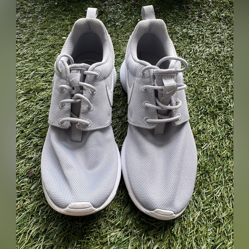 Nike Roshe One Wolf Grey (GS) 5Y